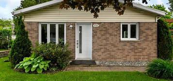 23, Rue des Hêtres
Sainte-Brigitte-de-Laval
