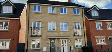 3 bedroom semi-detached house