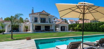 Chalet en Los Naranjos - Las Brisas, Marbella