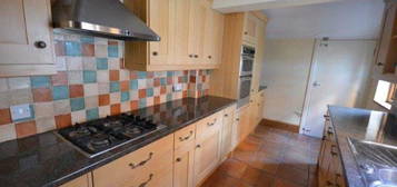 Terraced house to rent in Avenue Road Extension, Leicester LE2