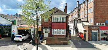 Terraced house to rent in Culmington Road, London W13