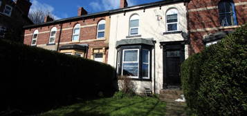 Terraced house to rent in Victoria Road, Hyde Park, Leeds LS6