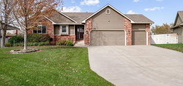 224 W  Tuscany Pl, Andover, KS 67002