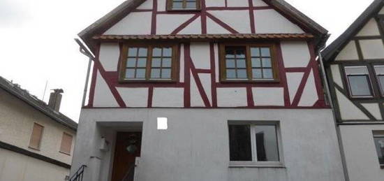 *** Einfamilienhaus in Fritzlar OT zu verkaufen ***