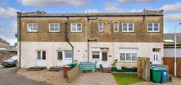 2 bedroom ground floor flat for sale