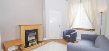 Flat to rent in Wheatfield Terrace, Edinburgh EH11