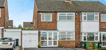 3 bed semi-detached house for sale