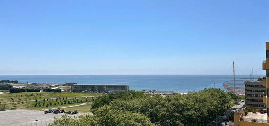 T3 Matosinhos Sul, com grande varanda, vistas desafogadas de Mar...