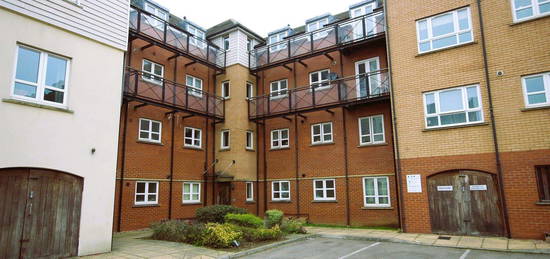 2 bed flat to rent