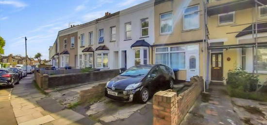 3 bedroom terraced house