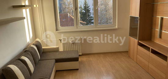 Pronájem bytu 1+1 37 m², Troilova, Praha