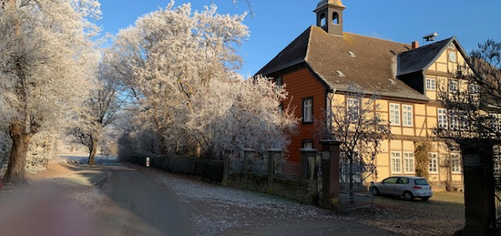 großzzügige Wohnung in ländlicher Idylle