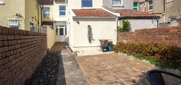 6 bed terraced house to rent