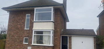 3 bedroom detached house to rent