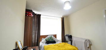 3 bed shared accommodation to rent