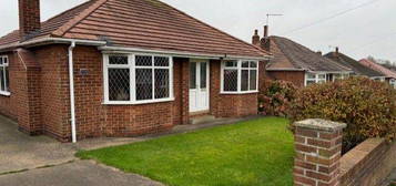 Detached bungalow to rent in Wynford Drive, South Elmsall, Pontefract WF9