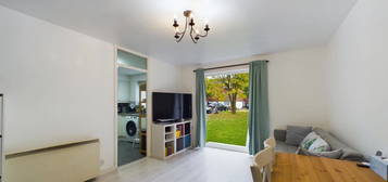 Flat for sale in Larch Close, London N11