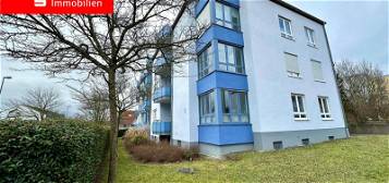 Steinbach (Taunus): Attraktive Zweizimmerwohnung mit Balkon und Tiefgaragenplatz !