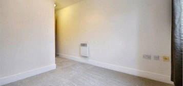 2 bed flat to rent