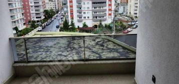 lüx sitede hastane üniversite yakınında full eşyalı kiralıkdaire