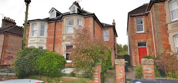 5 bed semi-detached house for sale