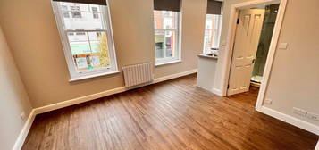 Room to rent in High Street, Barnet EN5