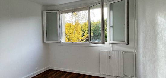 Location appartement 5 pièces 87 m²