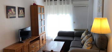 Apartamento de alquiler en Calle Fuente de la Zarza, Valdeastillas - Fuentezuelas