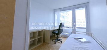 Location appartement 5 pièces 9 m²