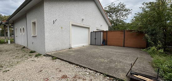 Location maison 3 pièces 74 m²