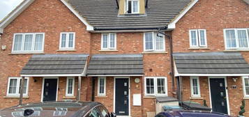 3 bed terraced house to rent