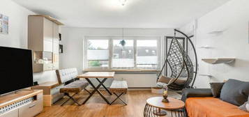 Top-Renovierte 3-Zimmer-Wohnung mit Einbauküche, Tageslichtbad, Garage und Süd-Loggia