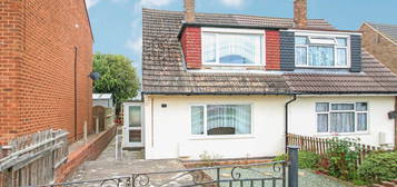 3 bed semi-detached house to rent