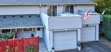 5523 Bridgeport Way W Unit C, University Place, WA 98467