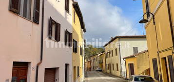 Terratetto unifamiliare via Vittorio Veneto, Centro, Serravalle di Chienti