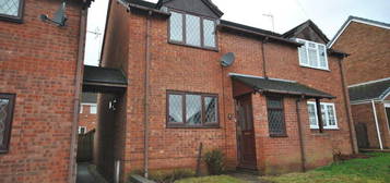 2 bedroom semi-detached house to rent