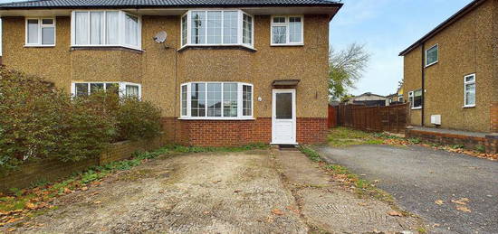 3 bedroom semi-detached house