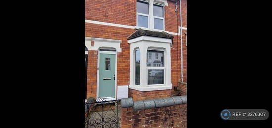 2 bedroom terraced house