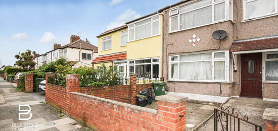 3 bed terraced house to rent