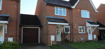 2 bedroom semi-detached house to rent