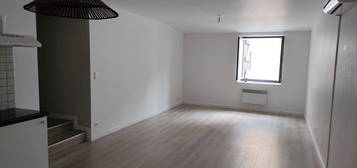 Appartement 3 chambres en plein centre de Salles sur l'Hers