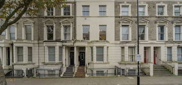 Flat to rent in Elgin Avenue, London W9