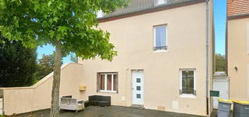 Maison  à vendre, 6 pièces, 3 chambres, 131 m²