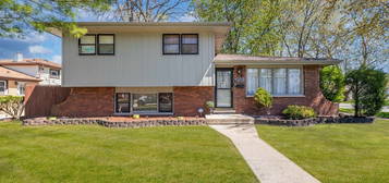 14753 Clifton Park Ave, Midlothian, IL 60445