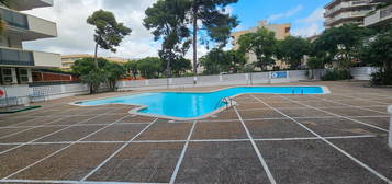 Dúplex en venta en Carrer de Carles Buïgas, Mar i Camp - Platja dels Capellans