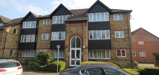 Studio to rent in River Meads, Stanstead Abbotts, Ware SG12