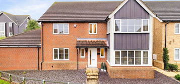 4 bed detached house for sale