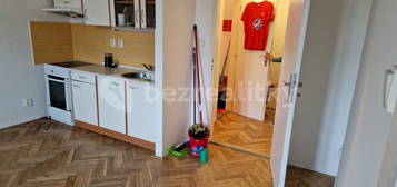 Pronájem bytu 2+kk 45 m², Veletržní, Praha