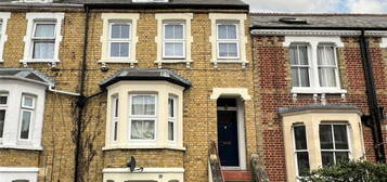 4 bedroom terraced house