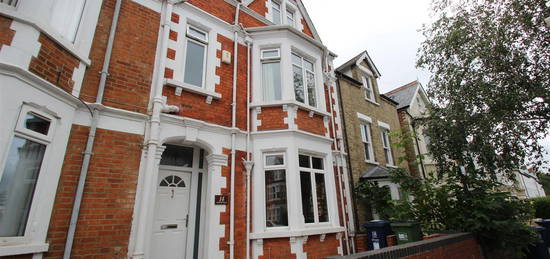 Property to rent in Divinity Road, Oxford OX4